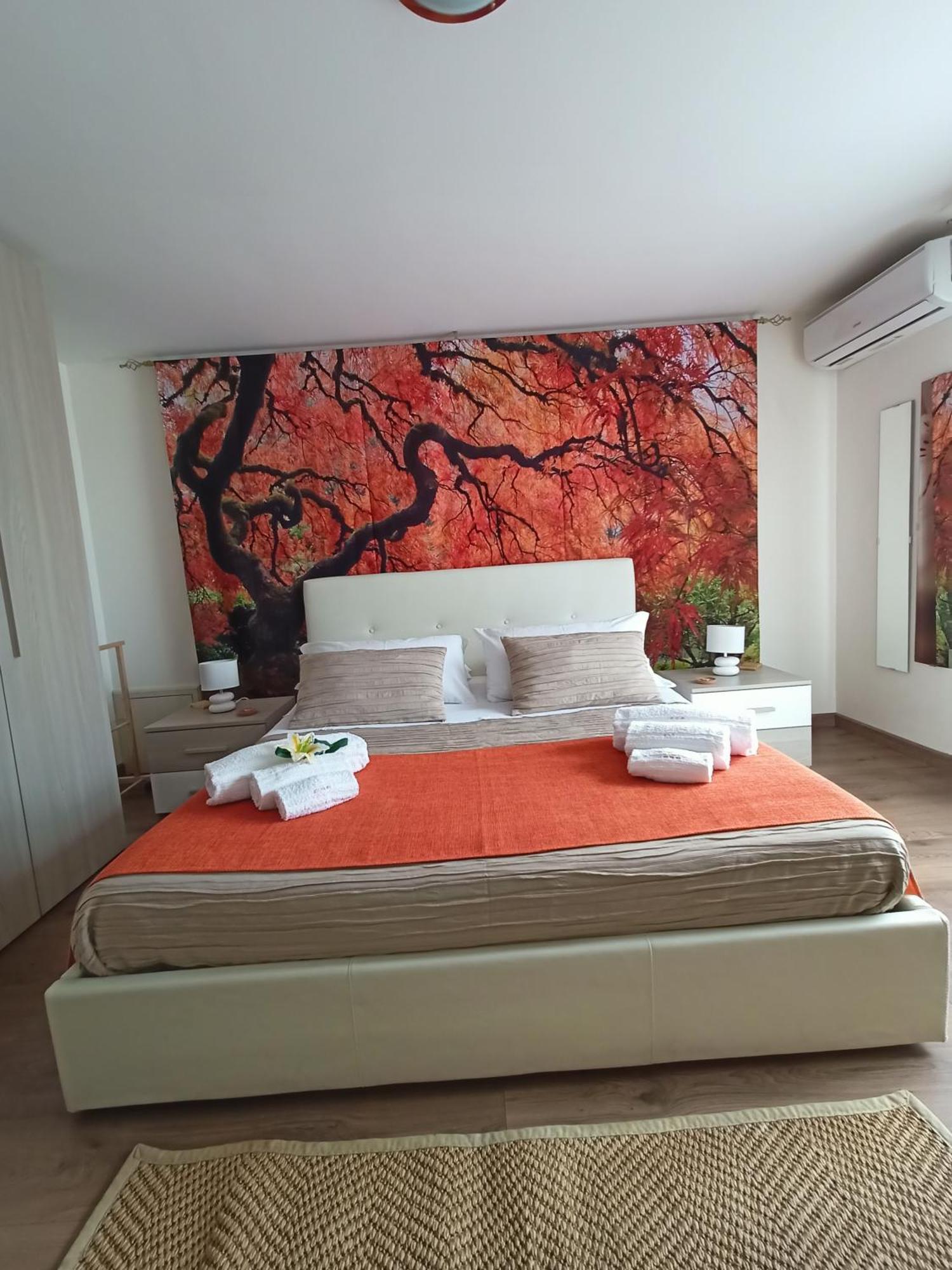La Petite Maison Ачи Кастело Екстериор снимка